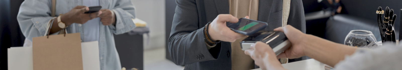 Paying with digital wallets